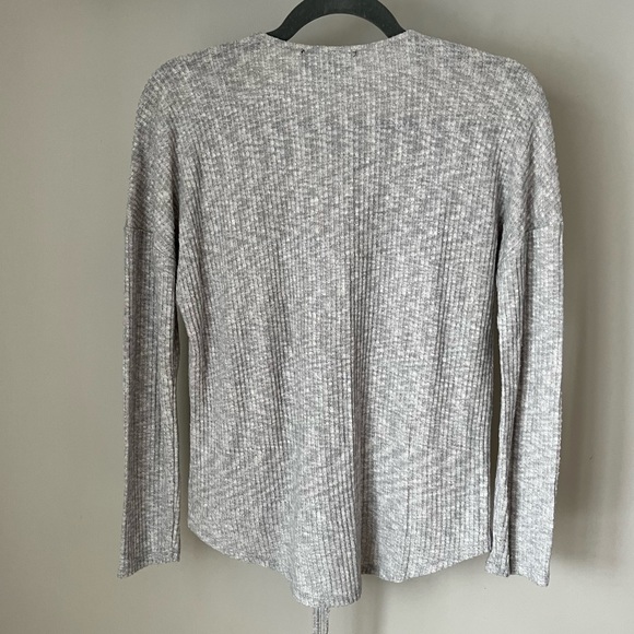 Lulu’s Briony Ruched Long Sleeve - Picture 6 of 11